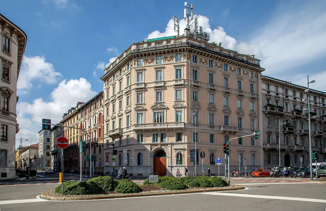 Daplace - Corso Monforte Suites-1